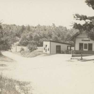 Chesham Depot with outbuilding