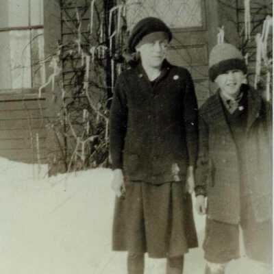 Jennie Main and Einey Allo