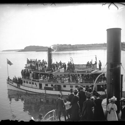 Lubec Glass Plate Negative 30