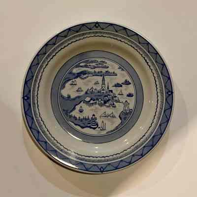 Lubec Souvenir Plate | Designed by Lois Johnson, Lubec, Maine | 1993
