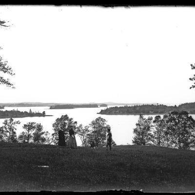 Lubec Glass Plate Negative 14
