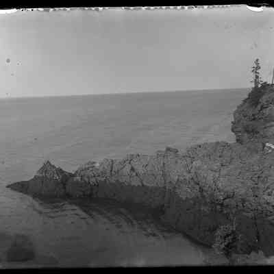 Grand Manan - 18 | Original ID: IV 9, "Fish Head"