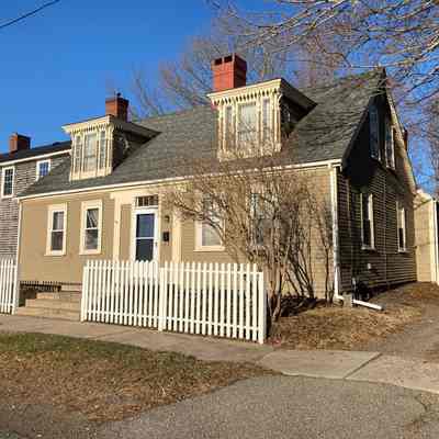 Elm Cottage | 2 Elm Street, Eastport, Maine | I7-0B3-22 | District #91