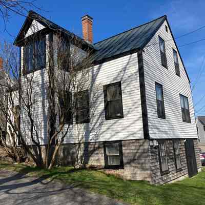 9 Middle Street, Eastport, Maine | J7-0A3-17 | District #159