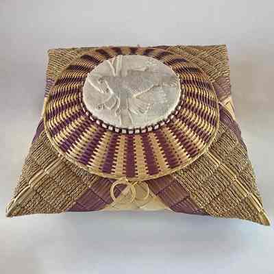 Handkerchief Pillow Basket with Moose bone carving of Eagle | Jeremy Frey | Passamaquoddy | 2014