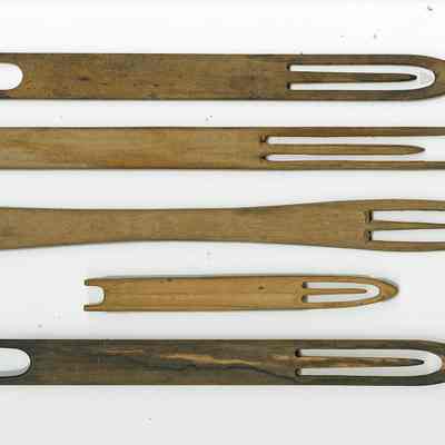 Lobster Bait Bag Knitting Needles | c.1900 | Machiasport, Maine
