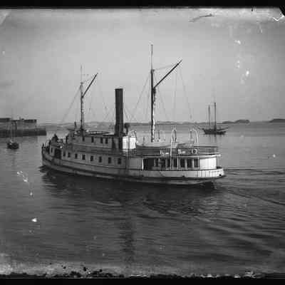 Passenger Steamer off the Eastport, Maine Waterfront, c.1900 | Furman 5