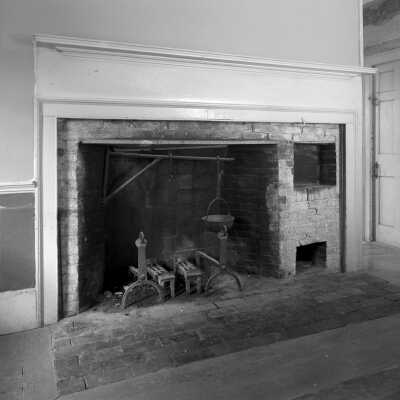 Photograph by Thaddeus Holownia.