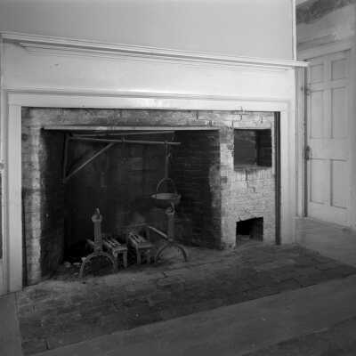 Photograph by Thaddeus Holownia.
