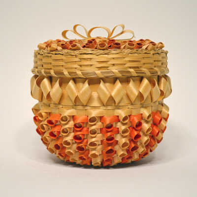 Medium sized basket with alternating red color [Passamaquoddy] | Clara Keezer