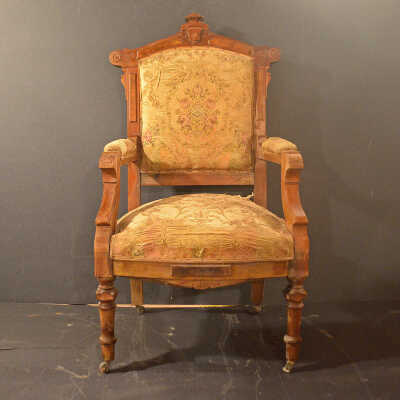Eastlake Chair, c.1880 | Grady House | Eastport, Maine
