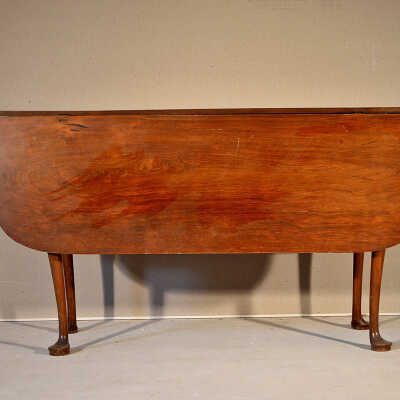 Queen Anne Drop Leaf Table, c.1830 | Calais, Maine