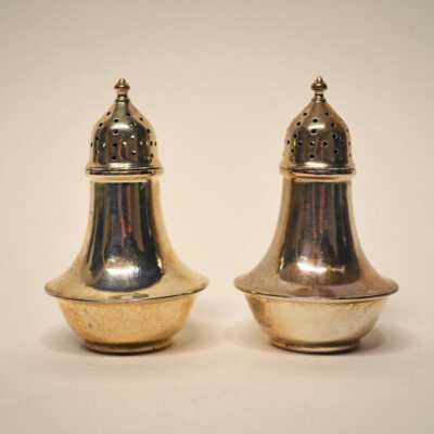Salt and Pepper Shakers. [Silver] | [No Artist Defined]