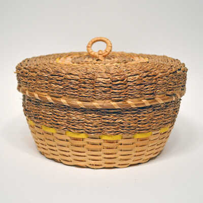 Medium size round basket [Passamaquoddy] | Irene Dana