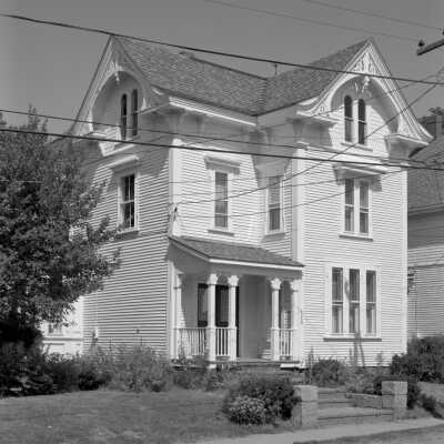 Rumery House | 120 Water Street, Eastport, Maine