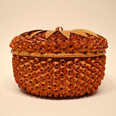 Large round shaped strawberry basket [Passamaquoddy] | Unknown Artist