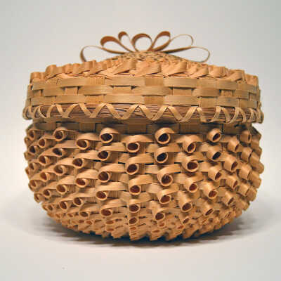 Medium Sized Basket with Ribbon Bow on Top of lid [Passamaquoddy] | D. Campbell