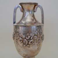 
							Representative image for Decorative Arts folder								