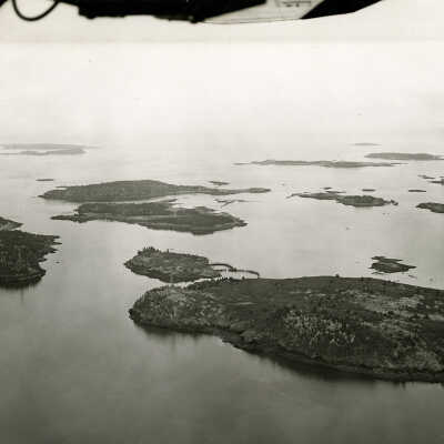 Aerial View | Looking Southeast at Letete Passage, New Brunswick between McMaster and Pendleton Islands, New Brunswick | U. S. Army Corps. of Engineers