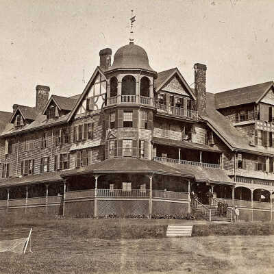 Tyn-Y-Coed Hotel, Campobello Island, New Brunswick | Davis Loring