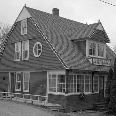Photograph by Thaddeus Holownia.