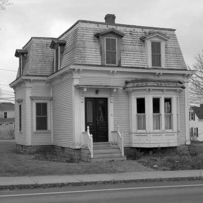 Photograph by Thaddeus Holownia.