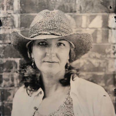 Threasa MacKnight | Karen Stentaford & Christie Lawrence