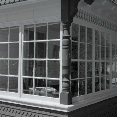 Photograph by Thaddeus Holownia.