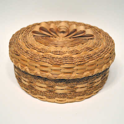Medium Size Sweet Grass and Ash Basket [Passamaquoddy] | Molly Neptune