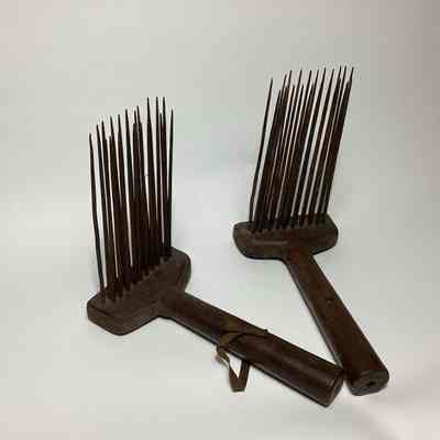 Wool combs