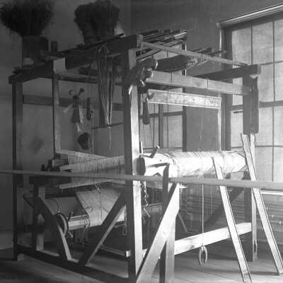 Barn loom at the York Institute