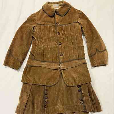 Boy's suit