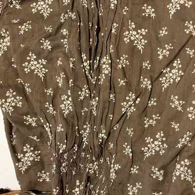Front of bodice pleating