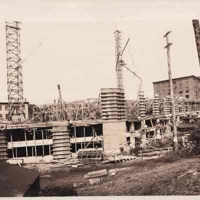 Saco-Lowell Shops, "New Shop" construction
