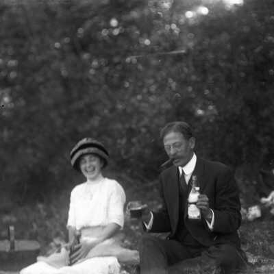 Vivian Lois Cole and Charles E. Moody