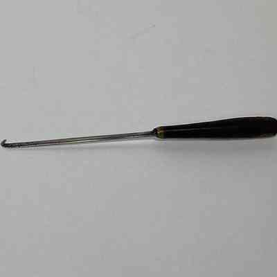 Loom hook