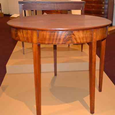 Card table