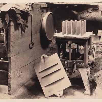 Saco-Lowell Shops, molding machine