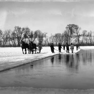 Ice harvesting