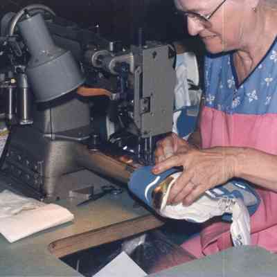 Nike Factory (1985)