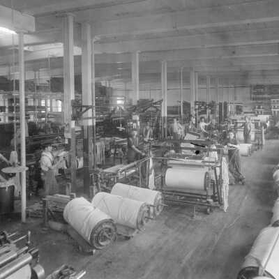 Laconia Mills - moving warp beams