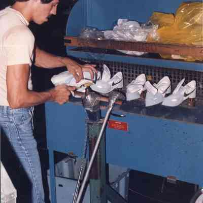 Nike Factory (1985)