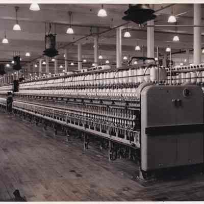 Saco-Lowell Shops, spinning machines