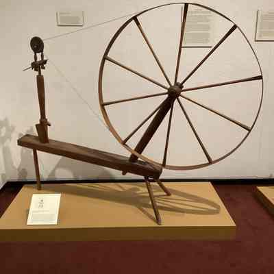 Spinning wheel