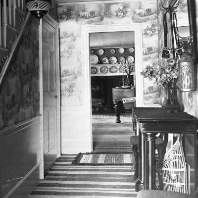 Quillcote interior - front hallway