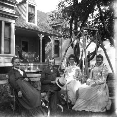 Hobbs family at Hill Street house, Saco