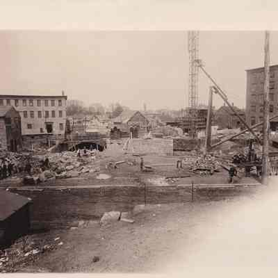 Saco-Lowell Shops, "New Shop" construction