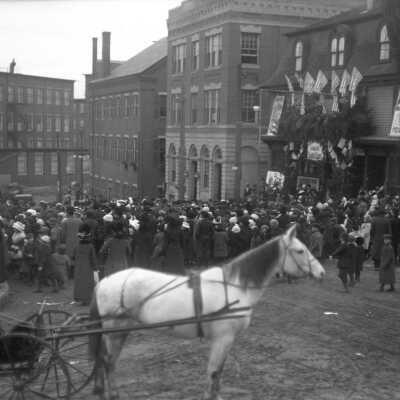 Nickel Theater, Biddeford, Christmas morning, 1913