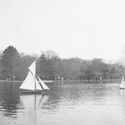 Miniature yachts, Central Park, NY