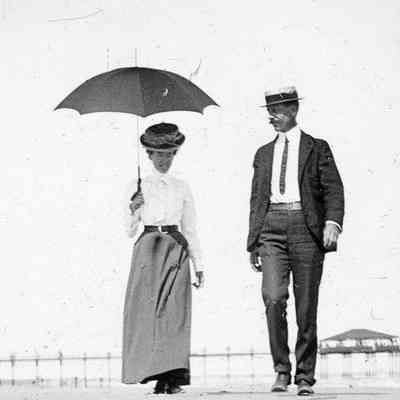 Unidentified couple at Old Orchard Beach, ME